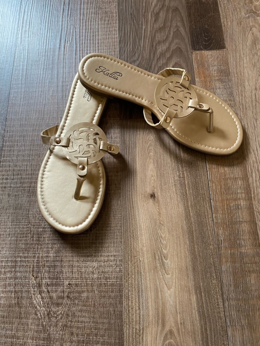 Gold Women's Decorative Thong Sandals